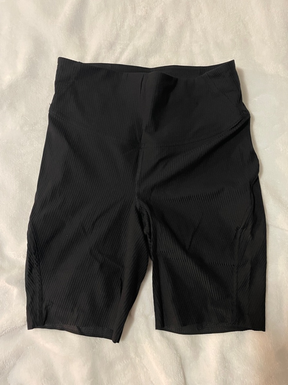 NWOT lululemon athletica Black Ribbed High-Rise Bike Shorts size 6 Gym Golf